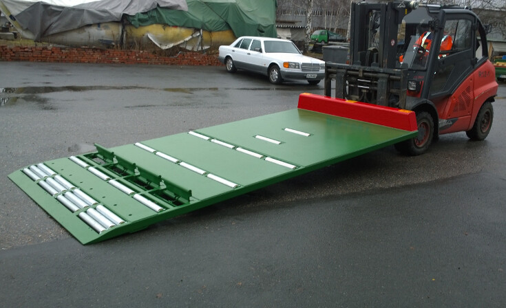 rollin multifreght with turning beams by DeMACH rollin multifreght with turning beams by DeMACH